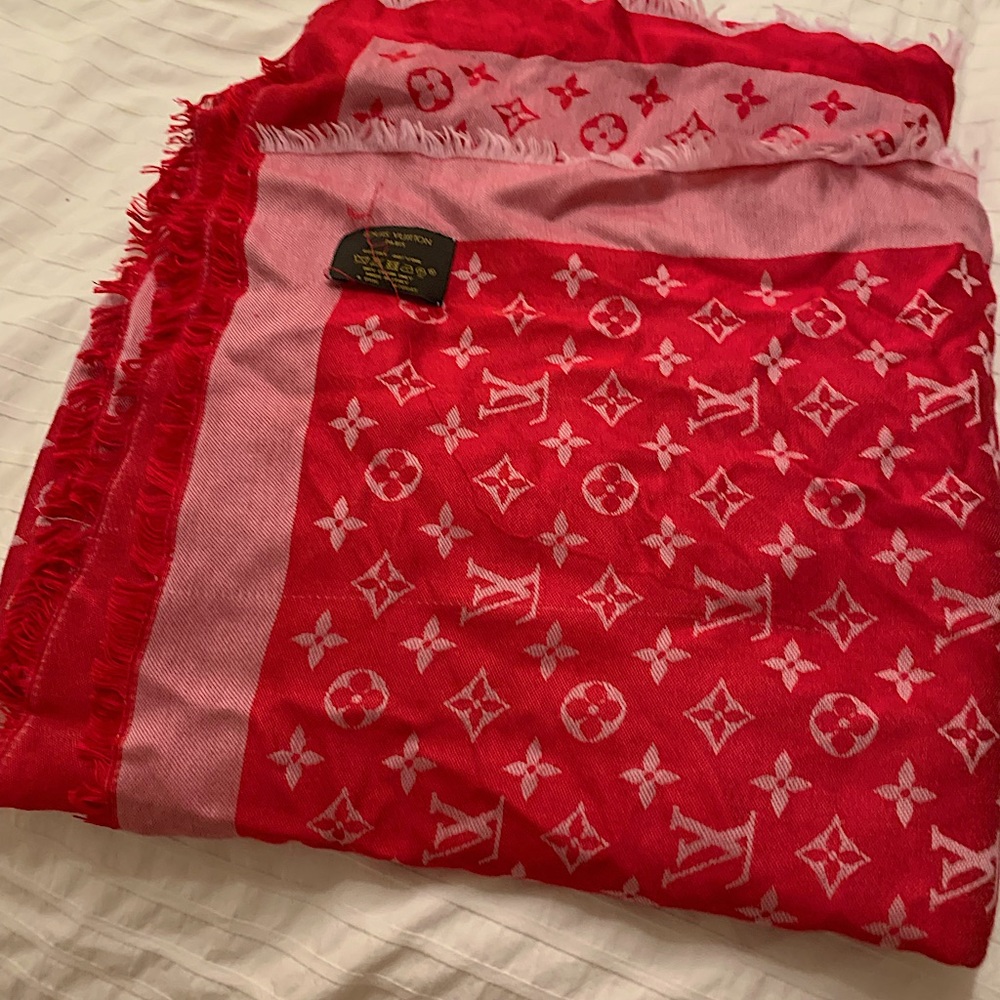 Louis Vuitton Scarf